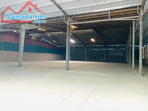 2300m kho xưởng cụm công nghiệp Ngọc Hồi cần cho thuê, container dừng đỗ ngày đêm, 85k/m - 2