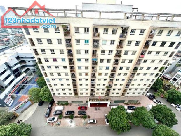 Bán gấp căn hộ chung cư 310 Minh Khai - DT 100 m2 x 3 PN x giá tốt!