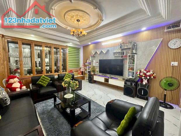 Siêu Phẩm Nhà Phố Nguyễn Ảnh Thủ, 80m2, 5 Tầng tặng full nội thất cao cấp, đỉnh của đỉnh - 4