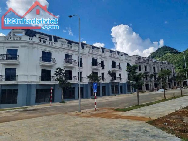 Bán Shophouse 4 tầng - Hướng đẹp, Tiềm năng vượt trội