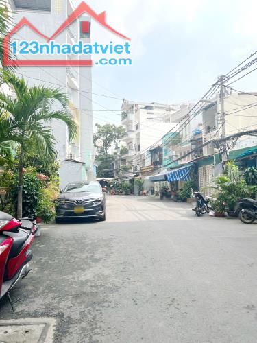 Nhà 2 tầng sát HXH 137 Âu Dương Lân P2Q8 - 4