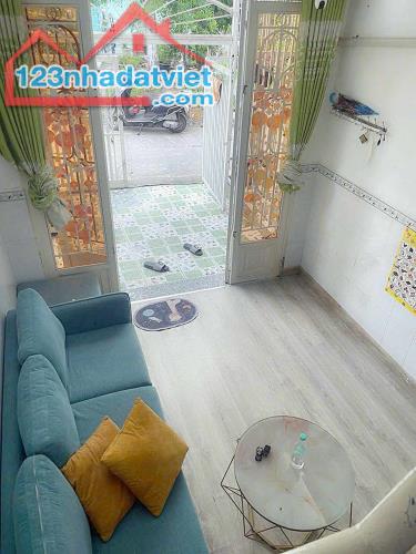 Hoàng Sỹ Khải p14q8, 54m2, nhỉnh 2 tỷ - 2