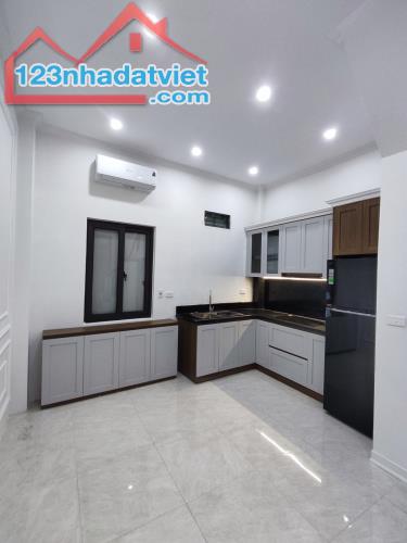 Bán nhà trung tâm Đống Đa, Hồ Đắc Di, 33m2, 4T, nhà mới, giá rẻ, nhỉnh 6 tỷ. - 2