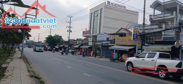 Kẹt muốn bán gấp 500m2 đất ngay T𝐫𝐮𝐧𝐠 tâm của trung tâm KCN 𝐁𝐢̀𝐧𝐡 𝐓𝐚̣𝐨. Trung A