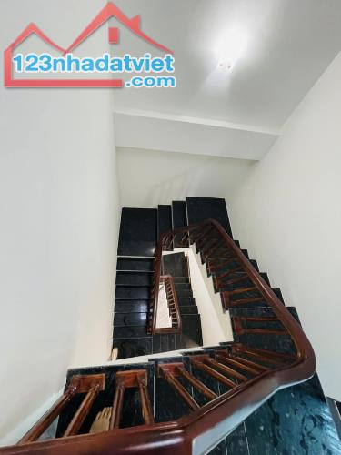 Bán nhà 3 tầng ngõ 17 - Phố Nhị Châu - Khu 2 - P Nhị Châu - Tp Hải Dương - 4