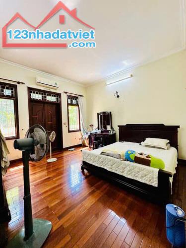 Bán nhà phường Xuân La – Tây Hồ 203m2 – MT15m – 5 Tầng – Phân Lô – Ô tô – Vỉa hè – 95,8 tỷ - 1