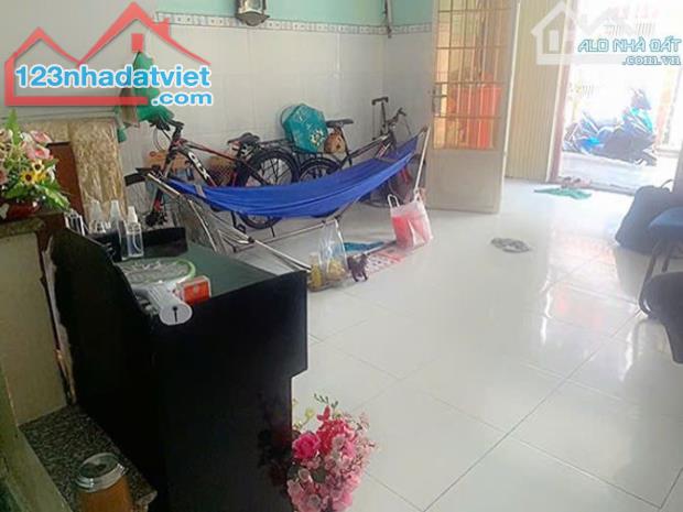 BÁN NHÀ ĐỖ XUÂN HỢP-PHƯỚC LONG A-QUẬN 9-2 TẦNG-4,2M X 13M-ĐÃ HOÀN CÔNG-GIÁ CHỈ 3,45 TỶ - 2