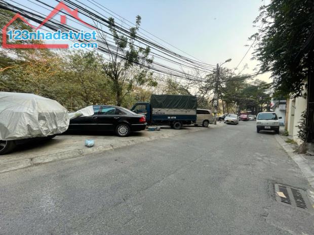 TOÀ VĂN PHÒNG LÔ GÓC 50 TỶ 125m 8 TẦNG MT 6,3m VỈA HÈ Ô TÔ TRÁNH HOÀNG QUỐC VIỆT CẦU GIẤY - 1