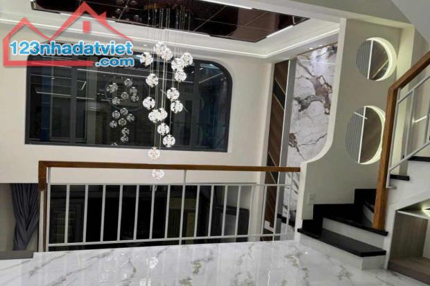 Bán nhà hẻm xe hơi, Nguyễn Duy Cung, Gò Vấp, 4.4m x 10.5m, 44.9m² - Giá 7.35 tỷ TL - 4