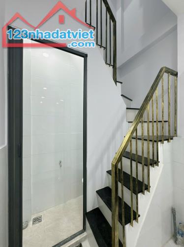 Bán nhà hẻm ô tô Bifnh Tân - 1.8 tỷ, 22m², 3 tầng. - 3