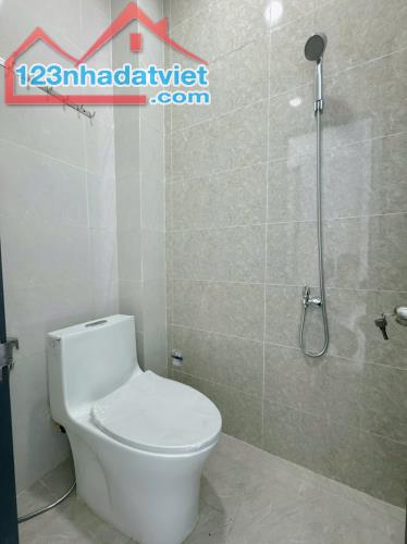 Bán nhà hẻm ô tô Bifnh Tân - 1.8 tỷ, 22m², 3 tầng. - 5