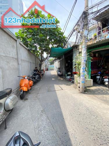 Dương Bá Trạc p2q8, 2 tầng, Hẻm 3,5, giá chỉ 2,4 tỷ - 3