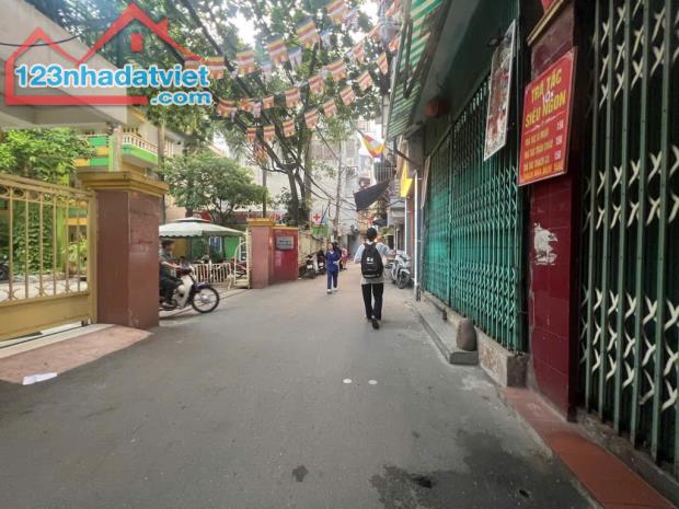 BÁN NHÀ MINH KHAI Ở LUÔN, NGÕ NÔNG GẦN PHỐ, DÂN XÂY, 56M2 GIÁ CHỈ 9,2 TỶ