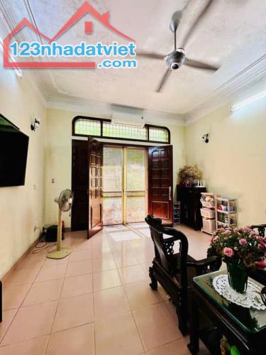 Bán nhà Xuân La – Tây Hồ - 235m2 – MT 15m – 4 Tầng – Đường Ô tô Tránh nhau – 79 tỷ . - 1