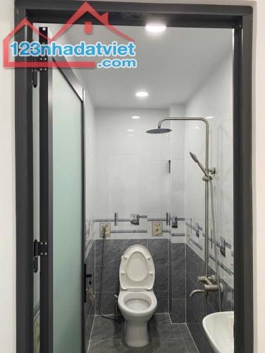 BÁN NHÀ MỚI TUNG MỸ TÂY 13 - Q12 - 4X12 - 2 TẦNG - 3.X TỶ - 4