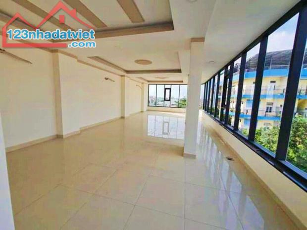 Bán Tòa Nhà 5 Tầng 88m2 có 9,5 tỷ Chợ Bùi Văn Ngữ Hiệp Thành Quận 12 Hồ Chí Minh - 3