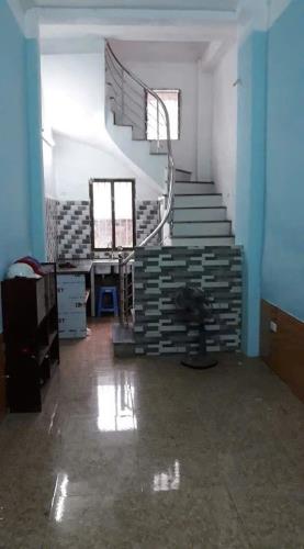 Cho thuê nhà Phố Minh Khai 3 tầng, 25m2, 2 ngủ, 6 triệu