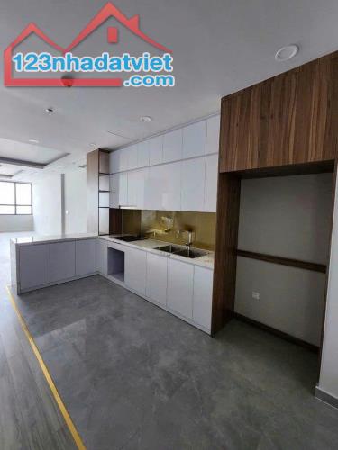 CHO THUÊ CC DIAMOND RESIDENCE LÊ VĂN LƯƠNG, 120M* 3 NGỦ GIÁ 23 TRIỆU. - 1