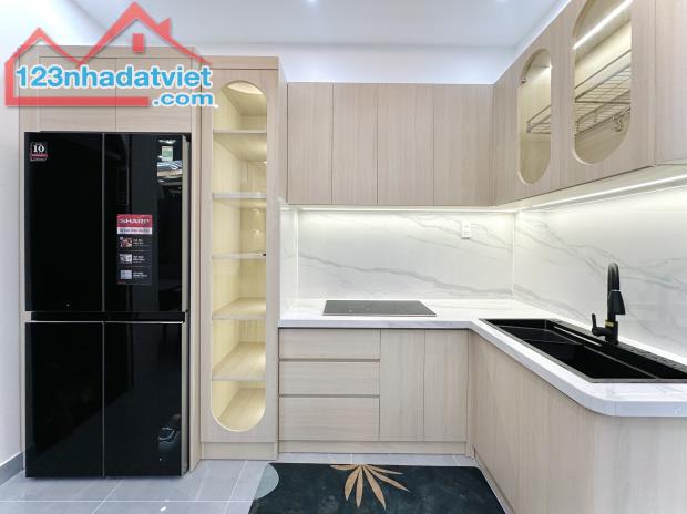 CĂN GÓC 34m2 - 2 MẶT TIỀN SAU LƯNG CƠM TẤM BA GHIỀN - FULL NỘI THẤT - GIÁ 5.98 TỶ - 4