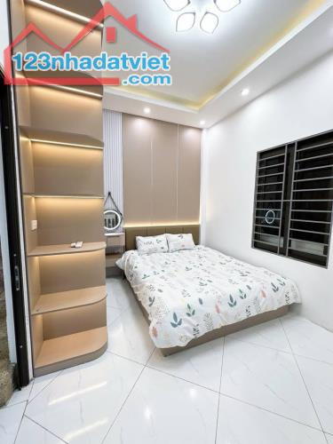 HIẾM - BÁN NHÀ HÀO NAM- NGÕ THÔNG,GIAO THÔNG THUẬN TIỆN- DT 34M2 - CHỈ HƠN 7.8X TỶ - 1