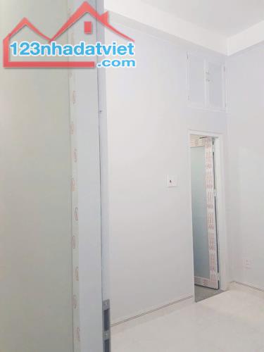 CHDV 4 tầng mới Trần Hưng Đạo Quận 5 70m2 nhỉnh 11 tỷ.. - 4