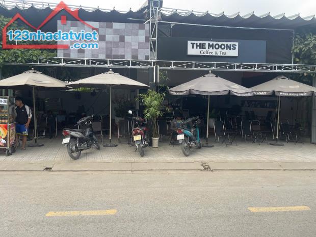 cần bán lại lô đất 373m2 đang cho thuê kinh doanh cafe ở Củ Chi giá 950 triệu.