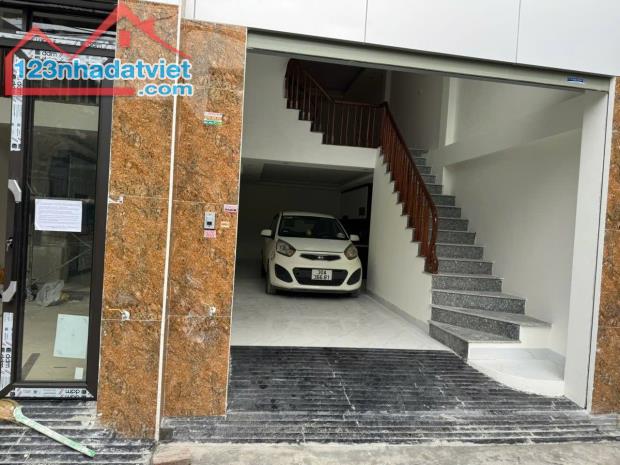 Bán nhà La Phù oto, kinh doanh, nở hậu hơn 40m2 giá gần 6 tỷ