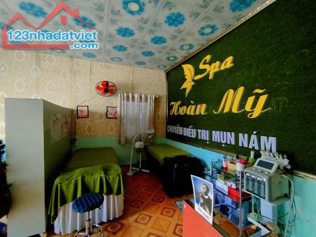 CẦN SANG NHƯỢNG TIỆM NAIL Địa chỉ: 1/5 Tân Phú 2. p Tân Bình, Dĩ An, Bình Dương - 3