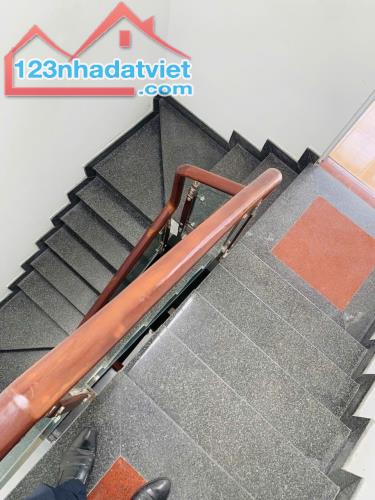 PHÂN LÔ Ở NGAY  - HÀ HUY GIÁP - Q12 - MẶT TIỀN ĐƯỜNG 8M -  KINH DOANH - 52M2- NHỈNH 6T - 3