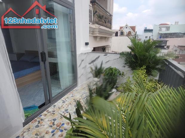 🏡🏡🏡 NHÀ ĐẸP 6 TẦNG HẺM XE HƠI THÔNG. Đ QUANG TRUNG .P11 GV ..DT 60M .💸💸💸 7.5 TỶ - 5