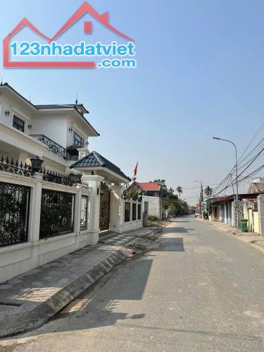 Bán lô đất tuyến 2  thôn Lương Quy, Lê Lợi 60m giá chỉ hơn 800tr  LH 0979087664