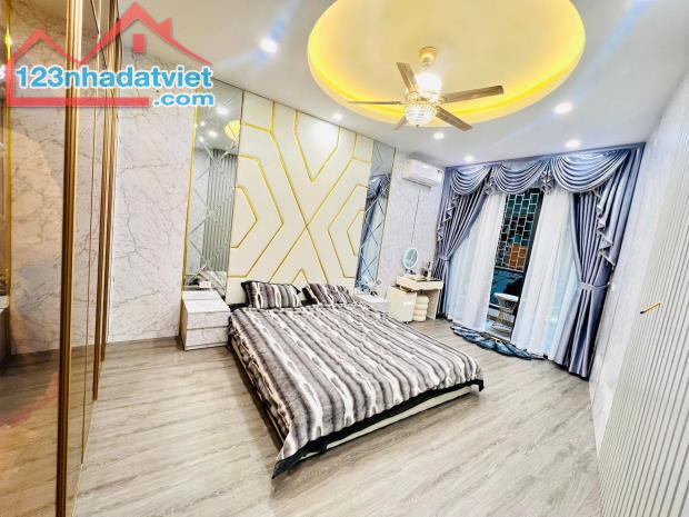 Trường Chinh - Nhà đẹp đón tết - Karaoke tại gia - Ngõ ô tô kinh doanh - 52m² - Giá 11.65 - 4