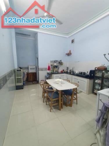 Bán Nhà (ĐS2) QL13 Hiệp Bình Phước Thủ Đức, giá 4 tỷ hơn - HXH - 75m2 - Ngay Vạn Phúc City - 2