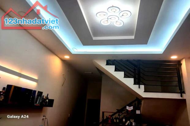 Bán nhà hẻm xe hơi, Trường Chinh, Tân Bình, 3.5m x 16m, 56 m², 4 tầng - Giá 8.3 tỷ TL - 2