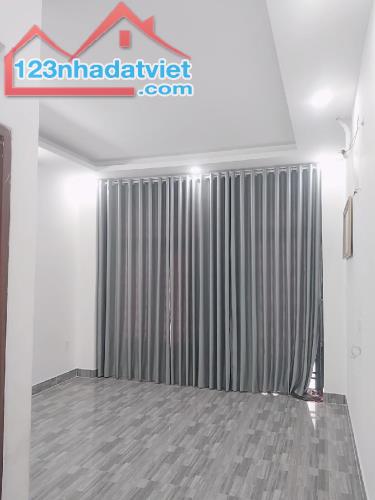 MẶT TIỀN KINH DOANH LIÊN KHU 4-5 -BÌNH HƯNG HÒA B - BÌNH TÂN -116M2 - 3 TẦNG - GIÁ : 9,59T - 4