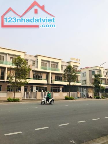 Cần bán căn shophouse 3tầng 120m2 tại đại đô thị vsip bắc ninh - 1