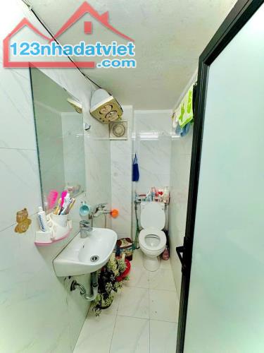 Cho Thuê Nhà riêng ngõ 255 Lĩnh Nam, Hoàng Mai 25m x 5T giá 9.5tr, nhà đẹp, full đồ - 5