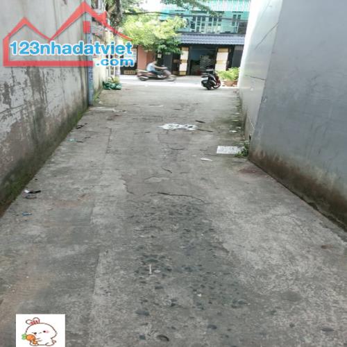 Bán nhà sổ hồng riêg chưa đến 58 tr/m2_ Ngay Chợ Hoa Cau, đường Trần Thị Điệu, Quận 9_ 84
