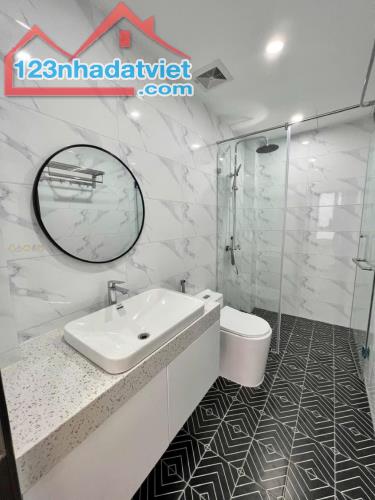 Nhà Mễ Trì, 40m2, 5 tầng, MT 4m, ô tô tránh, kinh doanh mọi mặt hàng, vị trí đắc địa - 3