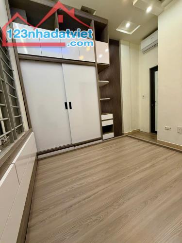 Chính chủ! Bán Gấp Nhà Hoàng Đạo Thuý-25m2x5T-3 Ngủ, Ở ngay! Giá 4.66 Tỷ - 2