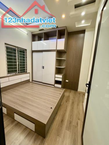 Chính chủ! Bán Gấp Nhà Hoàng Đạo Thuý-25m2x5T-3 Ngủ, Ở ngay! Giá 4.66 Tỷ - 4