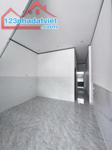 BÁN NHÀ 2 LẦU THIẾT KẾ CHÂU ÂU GẦN TRƯỜNG LÁI BỬU LONG - TP.BIÊN HOÀ - 4