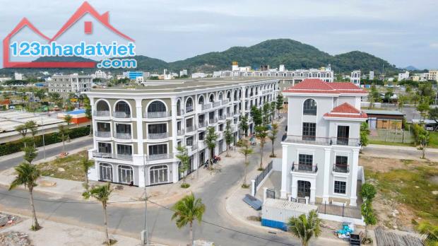 Bán nhà MT kinh doanh 5 x 15, 3 lầu ngay trung tâm TP Hà Tiên 4 tỷ - 2