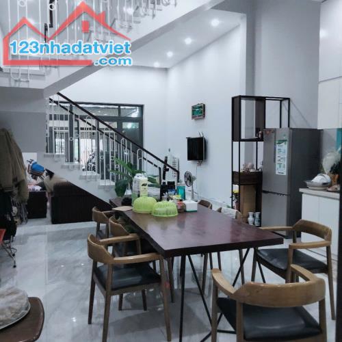 NHÀ MẶT TIỀN NGUYỄN QUANG BÍCH - GẦN CHỢ NGUYỄN TRI PHƯƠNG - 94M2 - 3 TẦNG - 7.8 TỶ - 1