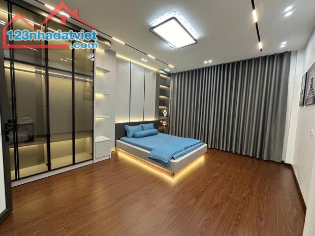 Rất tốt! 
Bán nhà Cự Lộc, Láng, Ngã Tư Sở, 32m2, nhỉnh 7 tỷ, đẹp lung linh, ở ngay, vị