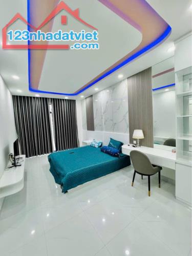 Cho thuê villa liền kề Gói 8 The Capella Vip nhất KĐT Mỹ Gia_ NhaTrang - 2