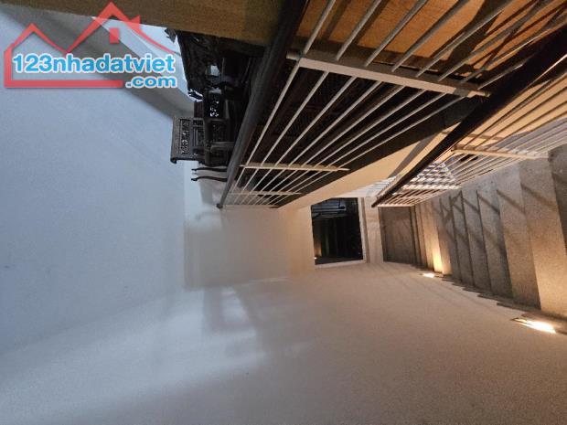 Quận 7. Khu Dân Cư Tân Quý Đông. p Tân Phong. 12x25m. 3 Tầng. 44 Tỷ. BÁN. HIẾM - 4