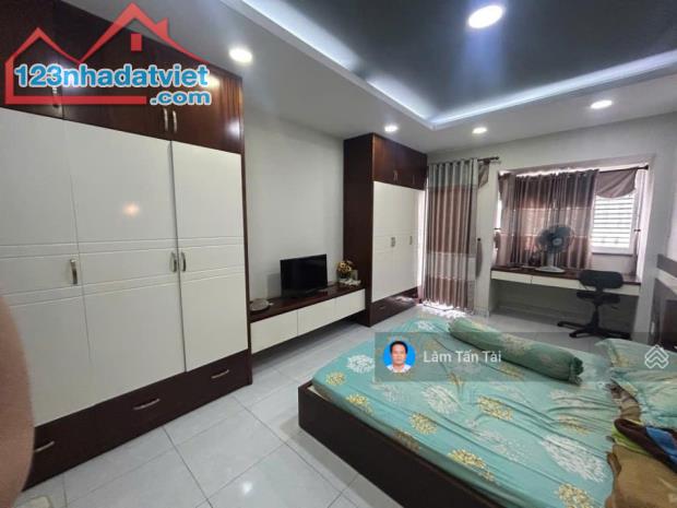 Bàn nhà Xe hơi đỗ cửa, 85m2, nở hậu, 2 mặt tiền Nguyễn Hữu Tiến, chỉ 6tỷxx - 3