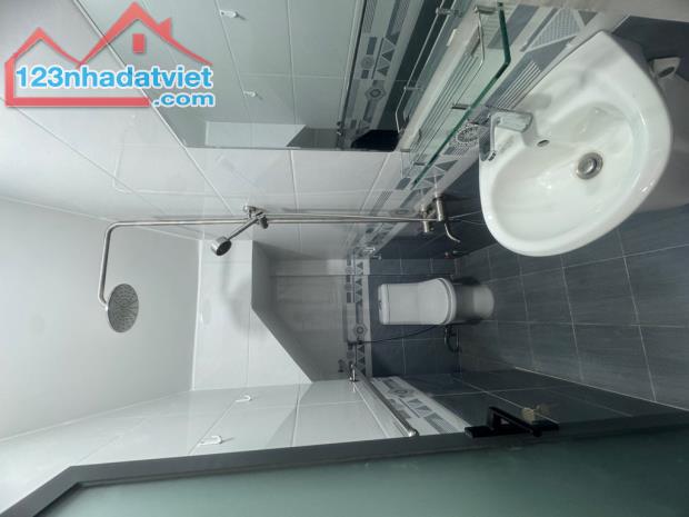 Bánnhà Cách20m ra QuangTrung P10 Gòvấp Ngang5.5m 3tầng 5tỷ3TL HoànCông - 2