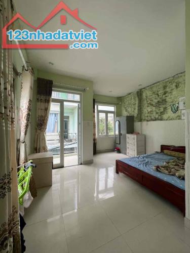 NHÀ LÊ BÔI - SÁT BIỂN - 60M2 - 3 TẦNG - SONG SONG VÕ NGUYÊN GIÁP  - NỞ HẬU - CHỈ 3.85 TỶ